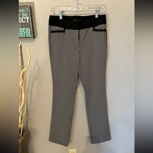 NY&Co Black and White Houndstooth Pants